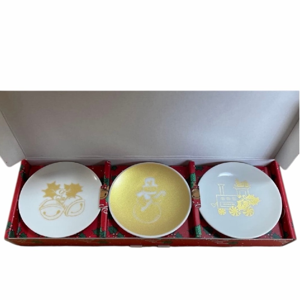 Coach Christmas Holiday Trinket Dish Set of 3 Plates NWT New in Box